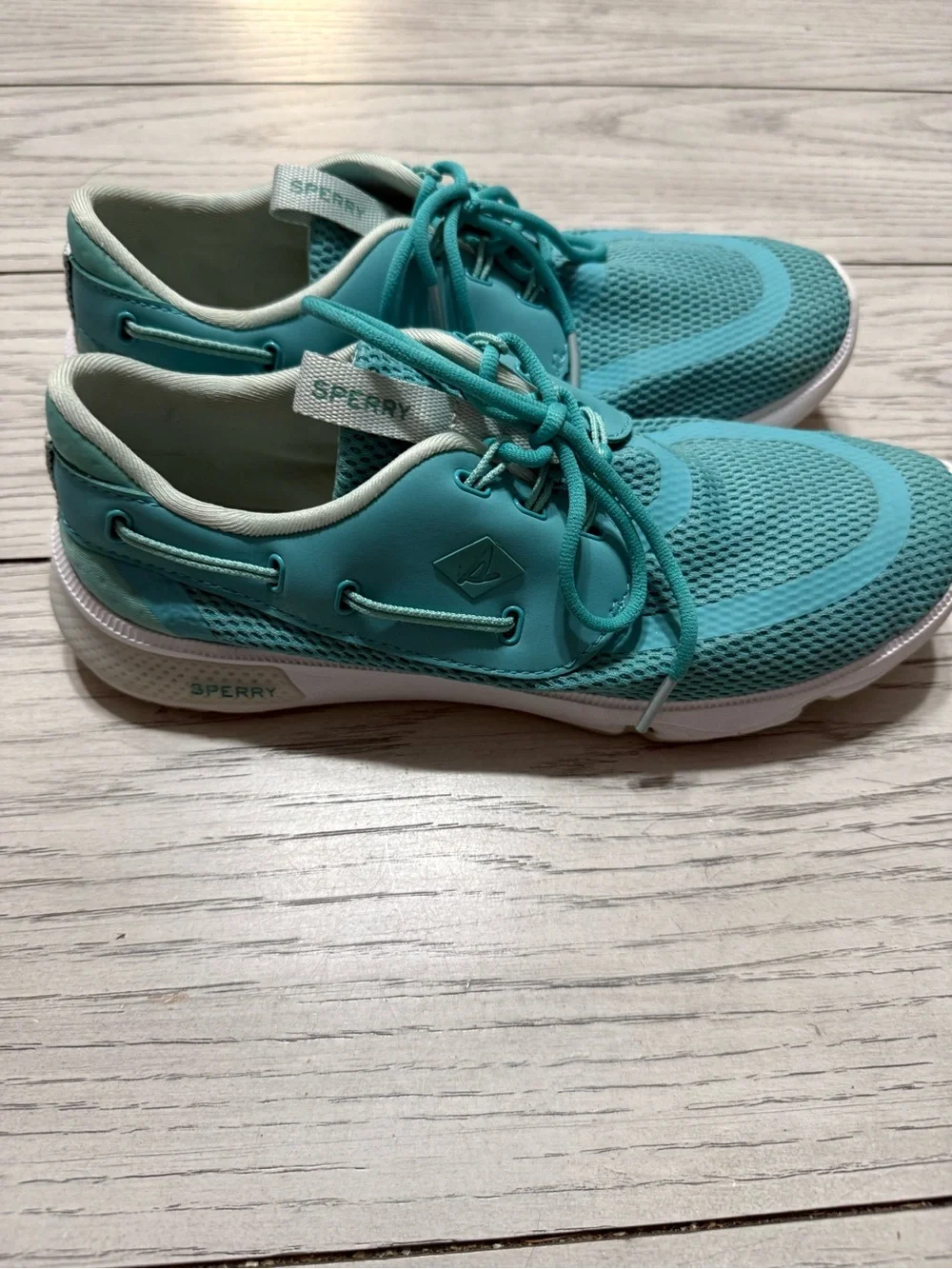 Sperry Teal Mesh Lace-Up Boat Sneakers size 9